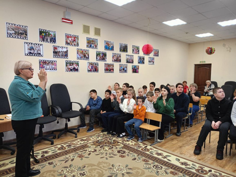 Общешкольный классный час на тему:"Конфликт и способы его разрешения".